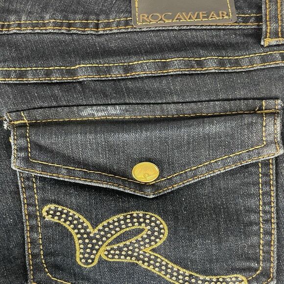 Rocawear Ladies Skimmer Stretch Bermuda Shorts Size 11 NWT - Picture 2 of 2